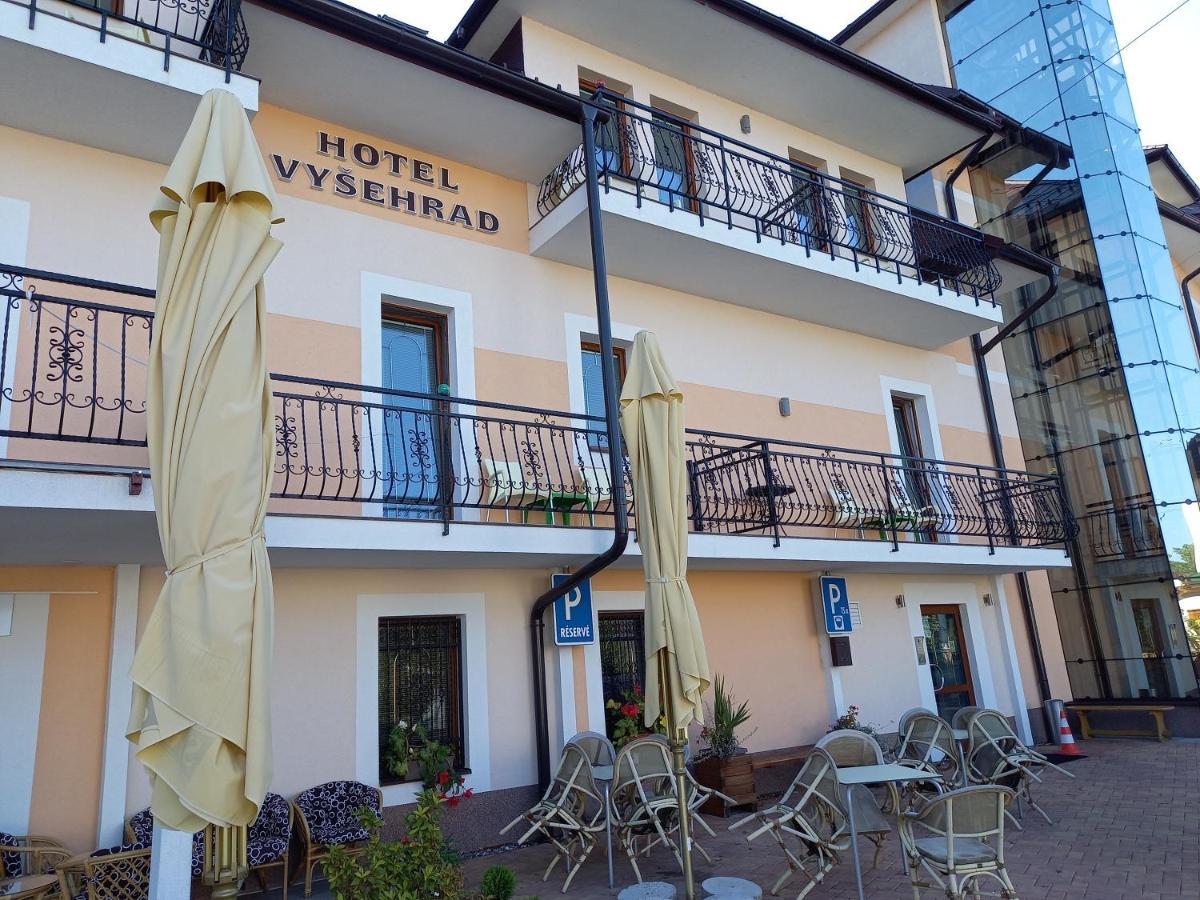 Hotel Vysehrad Турчьянске-Теплице Экстерьер фото