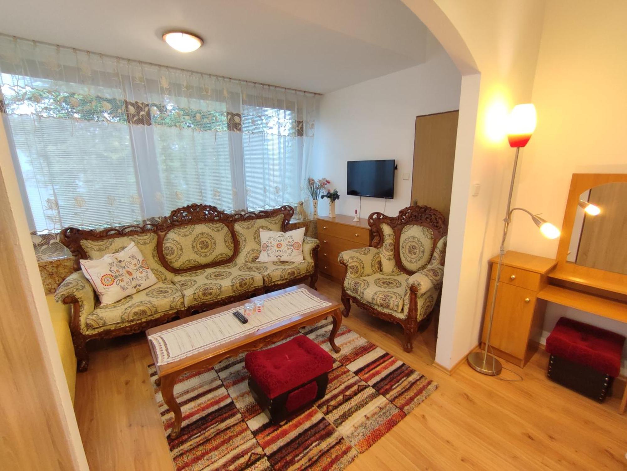 Hotel Vysehrad Турчьянске-Теплице Экстерьер фото